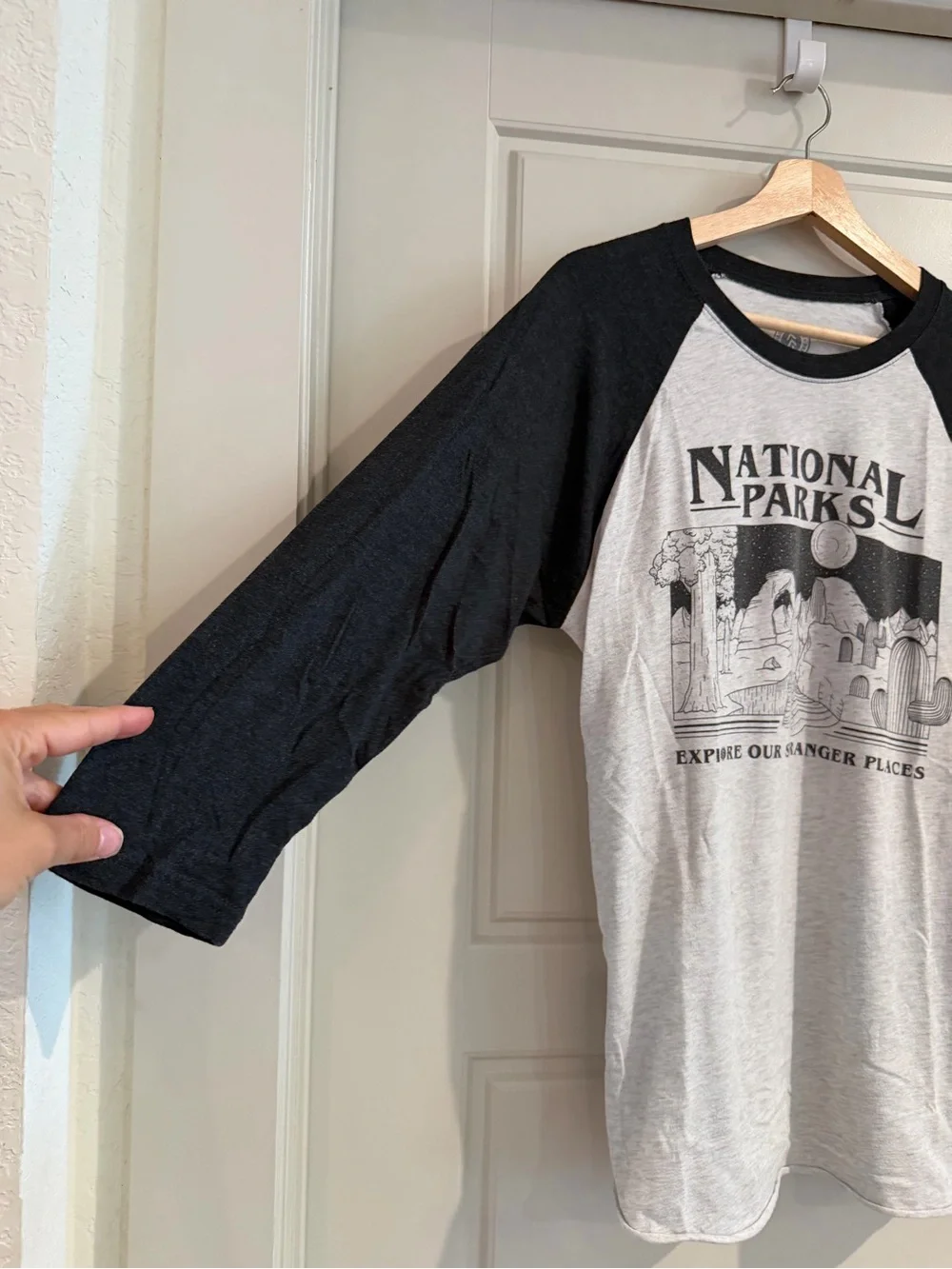 Parks Project National Park Raglan Tee Size Medium - Picture 3 of 6